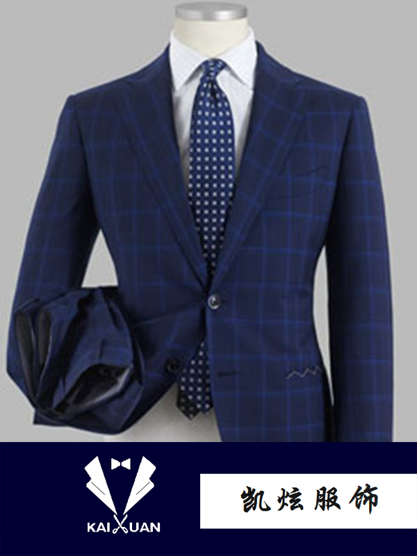 深藍(lán)格紋西服